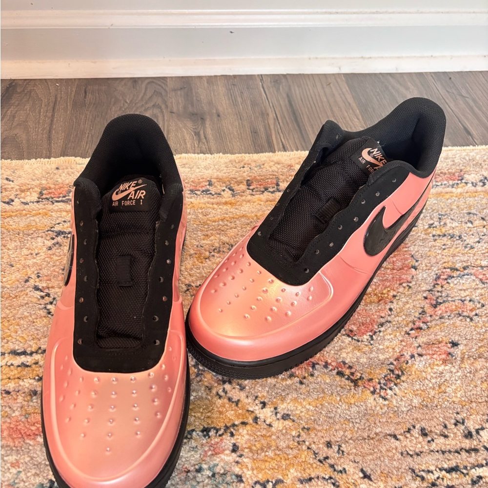 Nike Pink and Black Sneakers